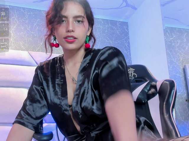 AmyScott online show from August 6, 3:38 am