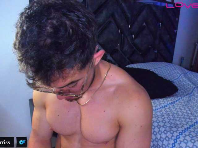 AndrewHarriss online show from August 3, 1:45 am