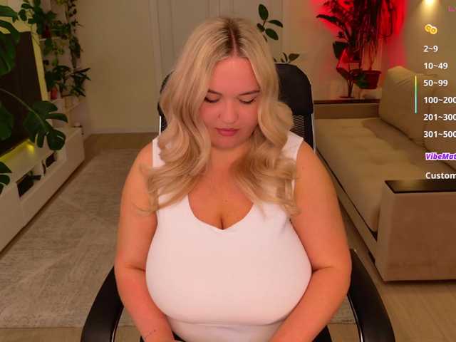 Angel A online show from July 26, 12:15 am