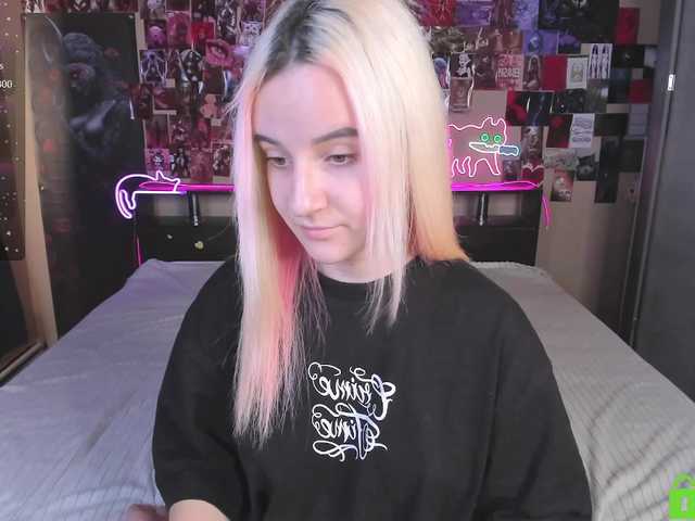 Angel1Bunny online show from August 12, 5:21 am