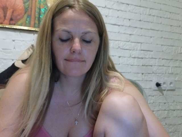AngelAlone online show from August 7, 5:51 am