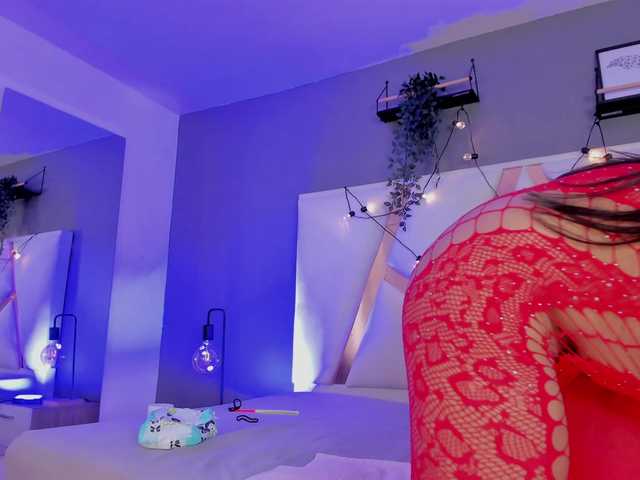 AngelSavagee online show from August 12, 5:48 pm