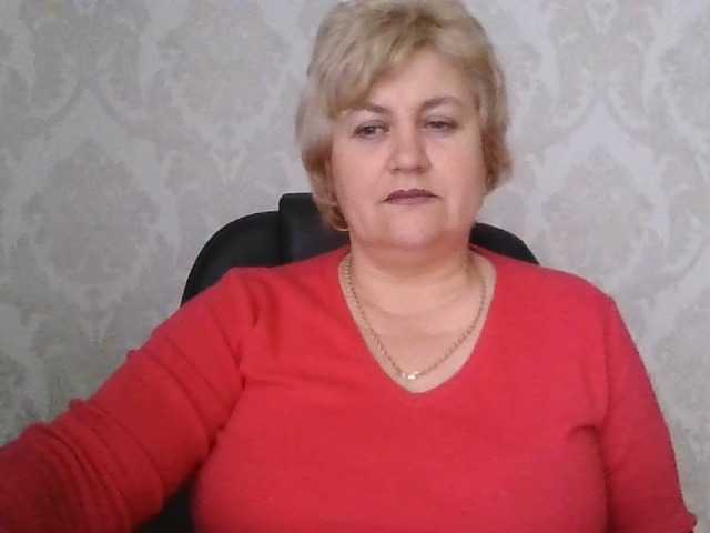 AngelaFamez online show from June 2, 12:30 pm