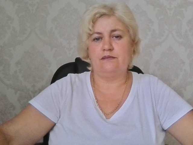 AngelaFamez online show from June 17, 3:22 pm