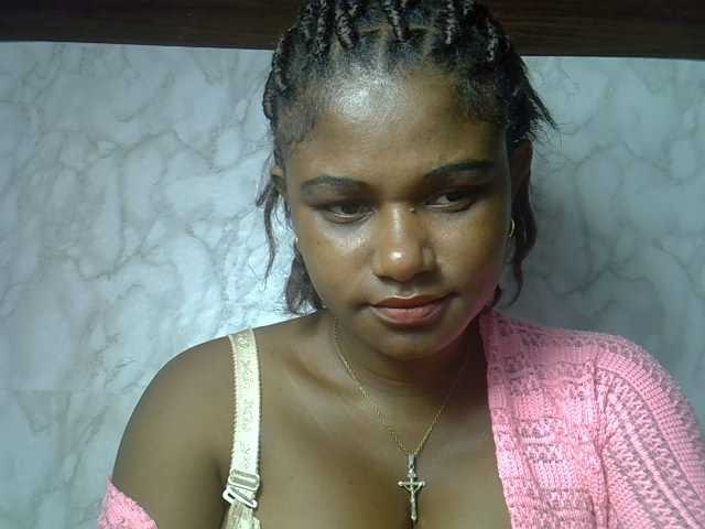 Angelahot123 online show from August 8, 10:43 pm