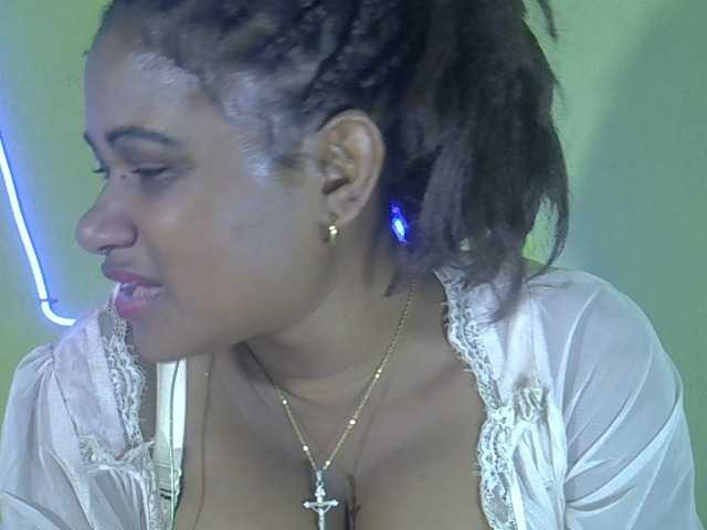 Angelahot123 online show from August 10, 1:01 pm