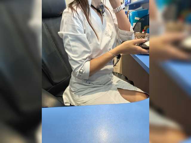 AngelikaKissa online show from August 1, 3:56 am