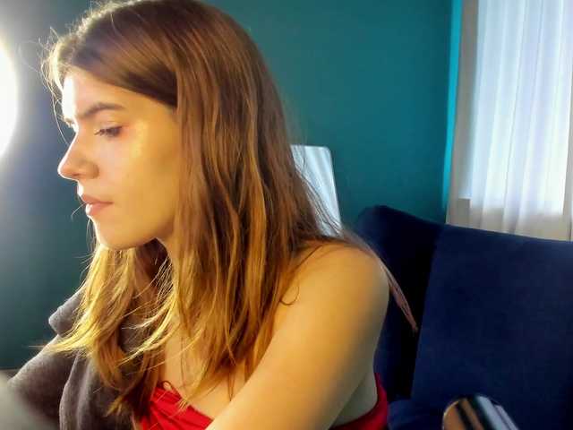 AngelinaLing online show from August 15, 7:01 am