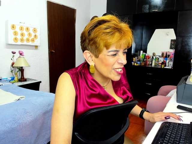 AngelinaStone65 online show from August 14, 1:09 am