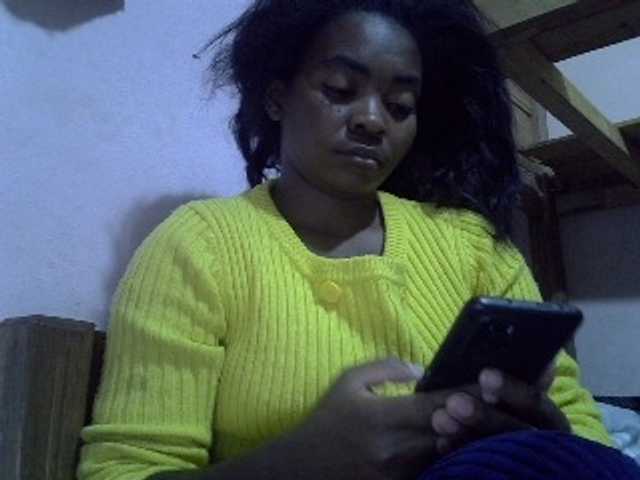 Angelinah75 online show from August 7, 5:02 pm