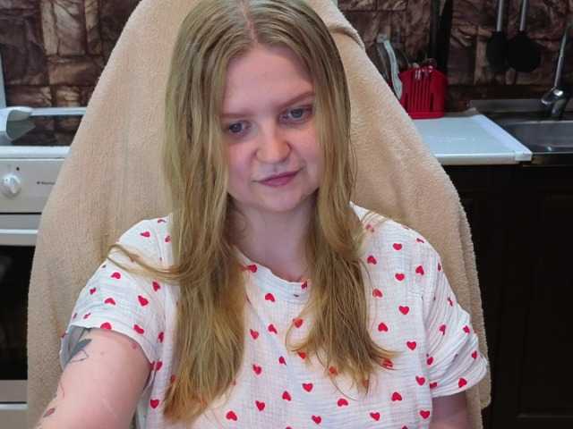 AnitaVine online show from June 15, 7:56 pm
