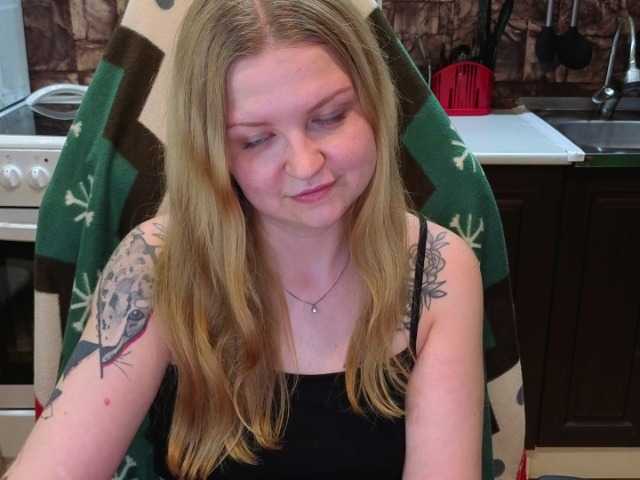 AnitaVine online show from July 4, 10:56 pm