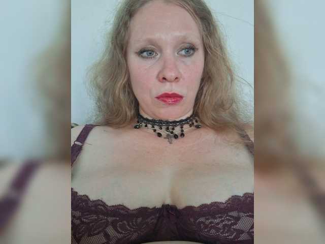 Anna030a online show from July 29, 1:18 pm