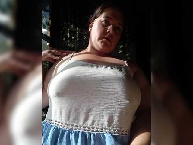 AnnaVictoriaa online show from August 13, 3:53 am