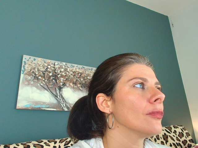 AnneBlueeyes online show from August 13, 6:44 pm