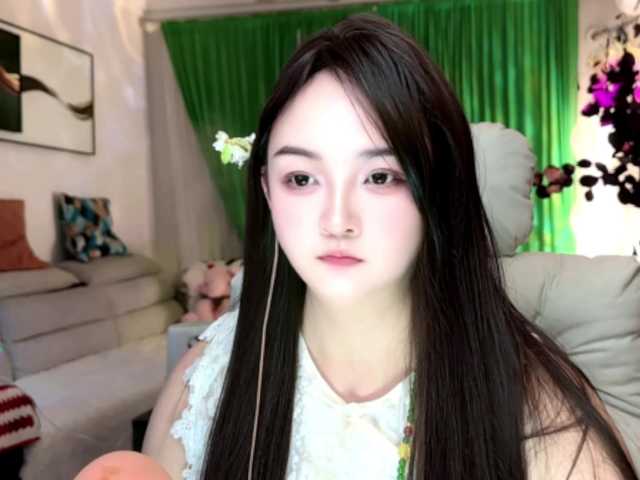 AnniBB online show from August 13, 1:14 pm