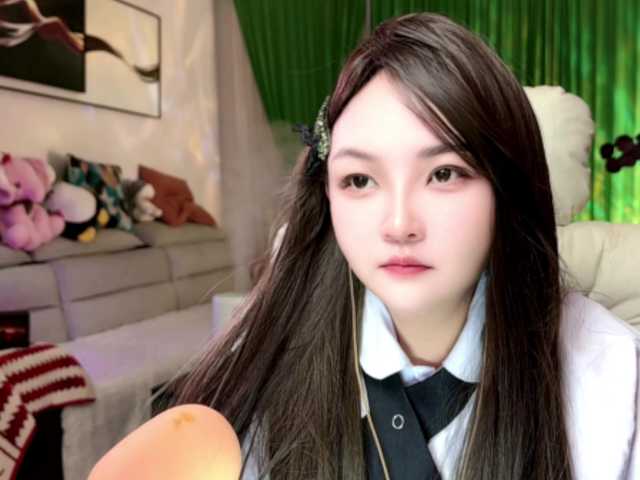 AnniBB online show from August 15, 2:32 pm