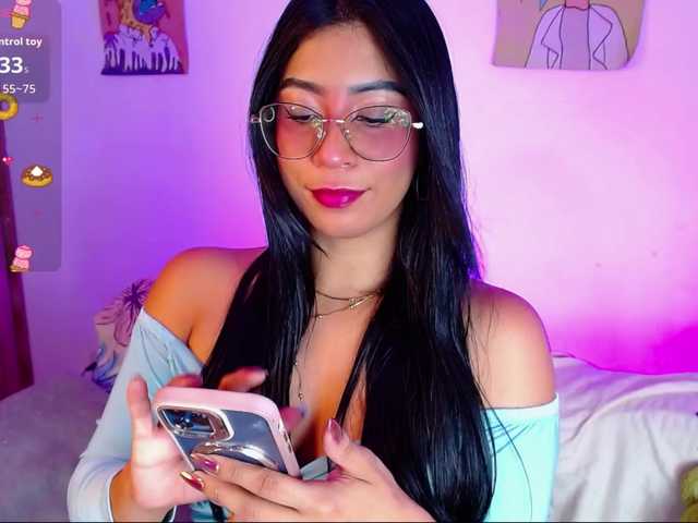 AnnieBlu3 online show from August 4, 3:09 pm