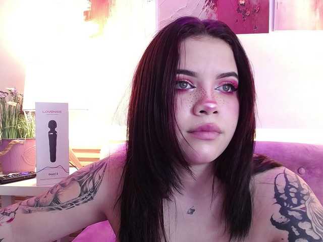 Annybutty online show from August 14, 9:18 pm