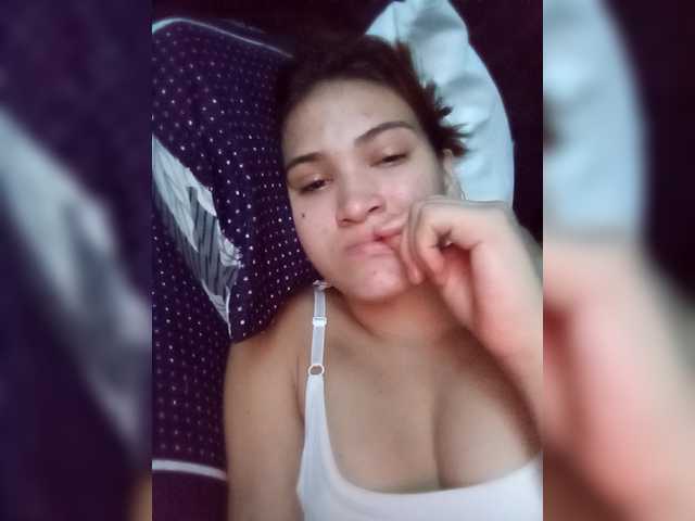 AnthonellaMarquez online show from April 10, 8:07 am