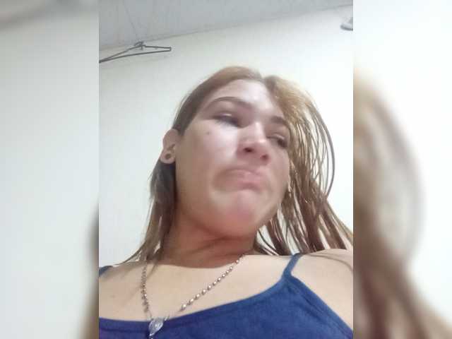 AnthonellaMarquez online show from August 11, 10:23 pm