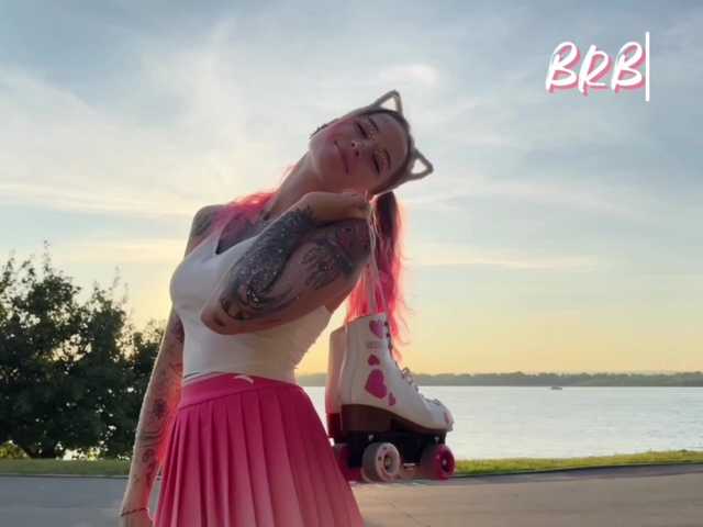 Anuskatz online show from August 5, 5:00 pm