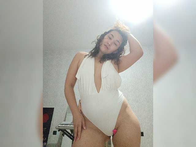 Aphrodita online show from July 5, 8:23 pm
