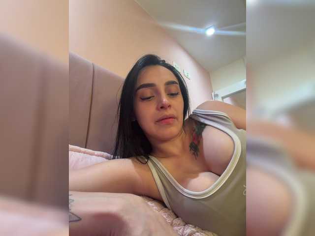 AprilRosse online show from August 7, 4:34 am