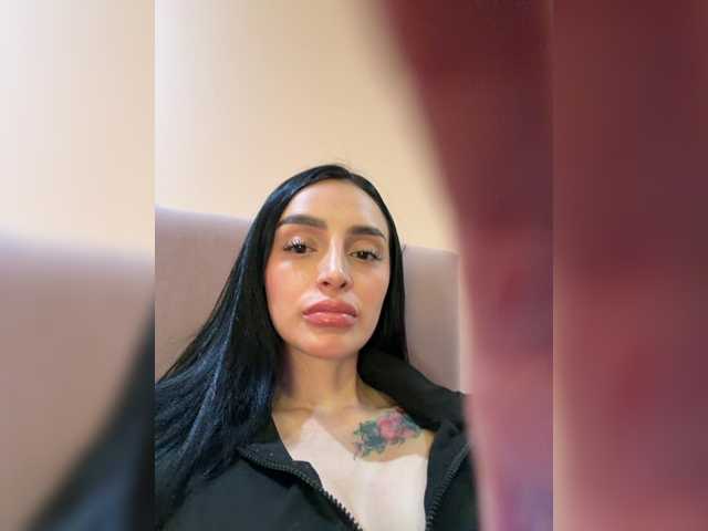 AprilRosse online show from August 13, 12:46 am