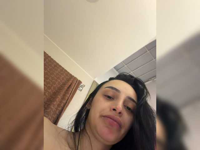 AprilRosse online show from August 15, 3:32 am