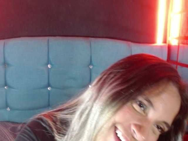 Arabella-Fraser18 online show from August 7, 12:49 pm