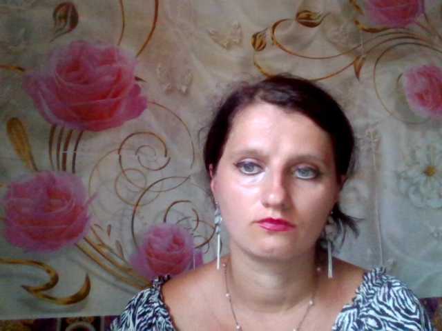 ArchiGirl online show from August 11, 5:31 am