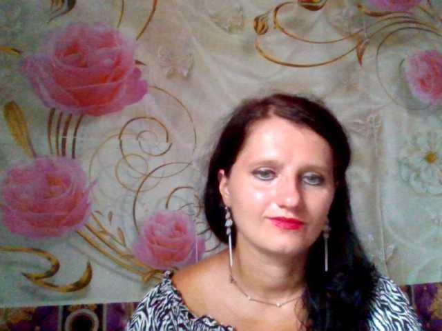 ArchiGirl online show from August 12, 5:32 am