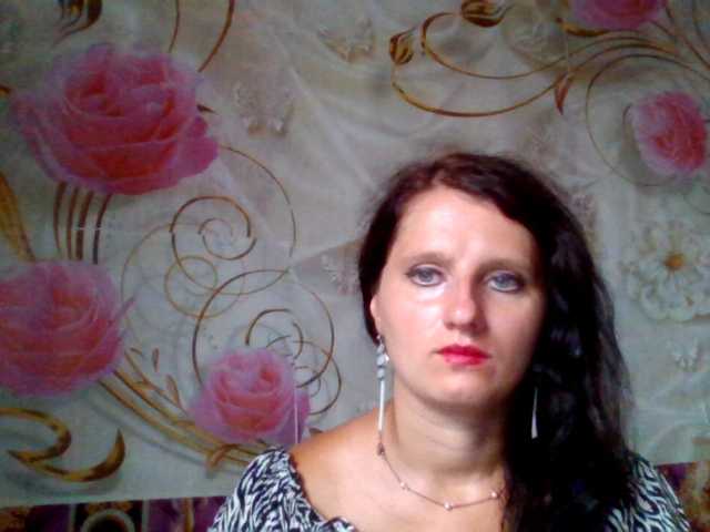 ArchiGirl online show from August 12, 6:49 am