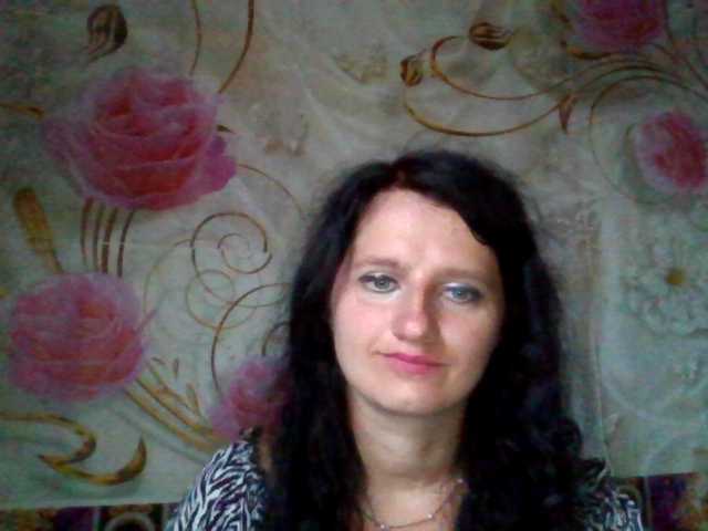 ArchiGirl online show from August 14, 3:21 am