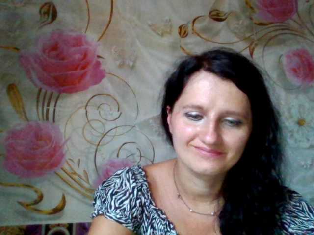 ArchiGirl online show from August 14, 5:11 am