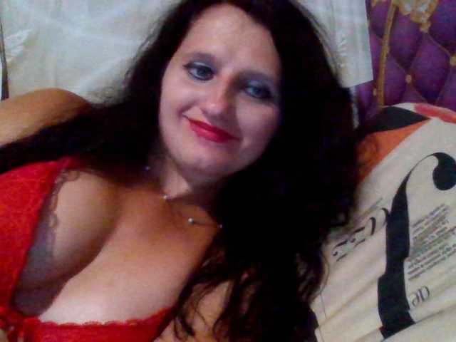 ArchiGirl online show from August 14, 4:54 pm
