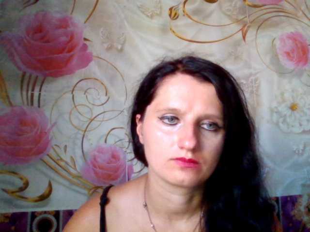 ArchiGirl online show from August 15, 7:12 am
