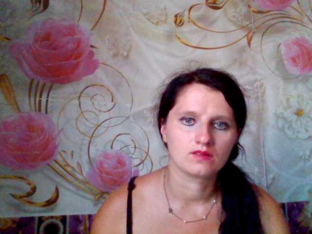 ArchiGirl online show from August 15, 1:15 pm
