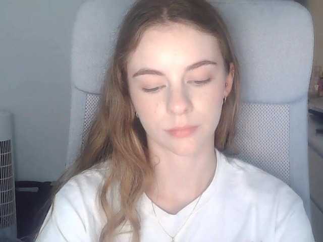 AriaModel online show from July 24, 5:27 pm
