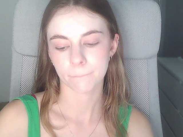 AriaModel online show from August 3, 4:03 pm