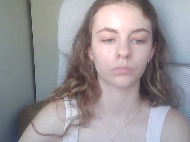 AriaModel online show from August 6, 5:23 pm