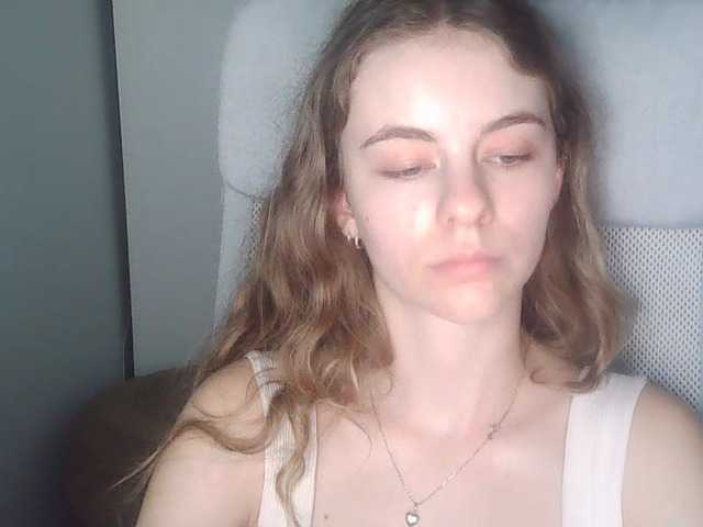 AriaModel online show from August 10, 2:18 pm