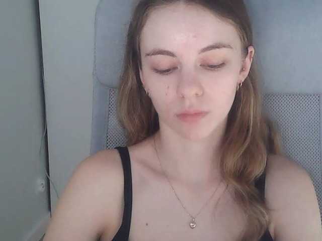 AriaModel online show from August 11, 6:26 am
