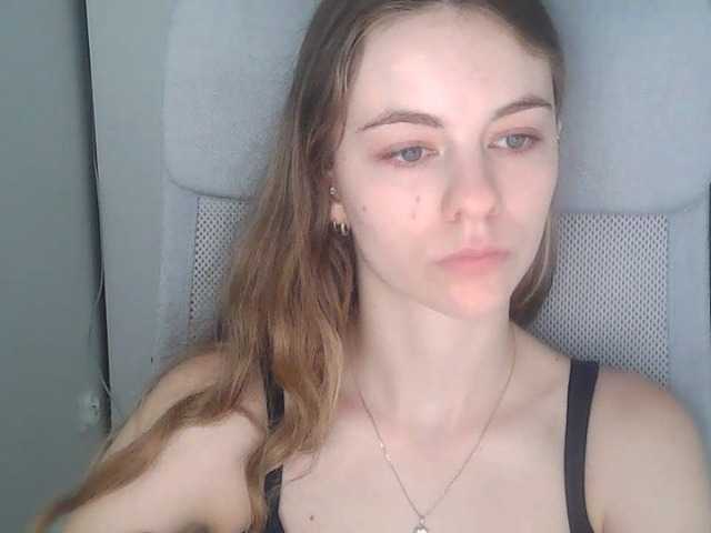 AriaModel online show from August 11, 8:38 am