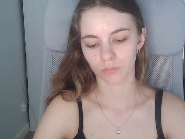 AriaModel online show from August 11, 10:17 am