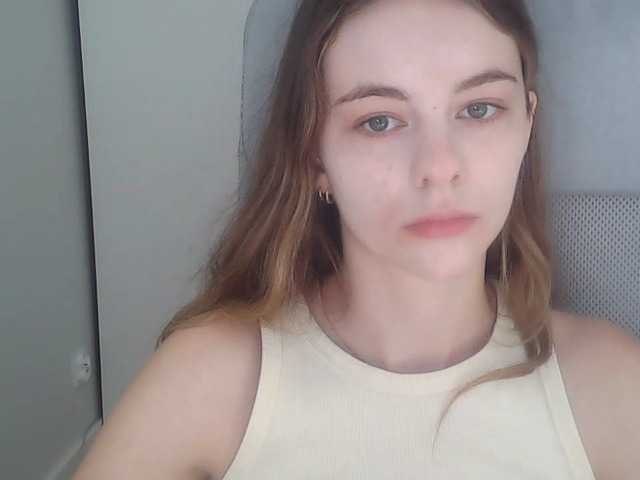 AriaModel online show from August 14, 7:34 am
