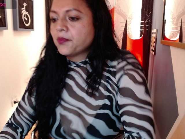 Ariaa-Moonn online show from August 10, 2:18 pm