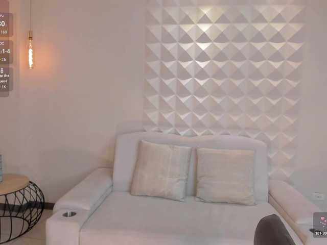ArianaCastillo online show from August 9, 12:28 pm