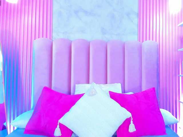 ArianaRougee online show from July 25, 3:10 am